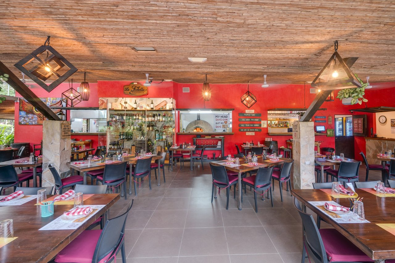 LA FORKETTA - ICONIC RESTAURANT FOR SALE 