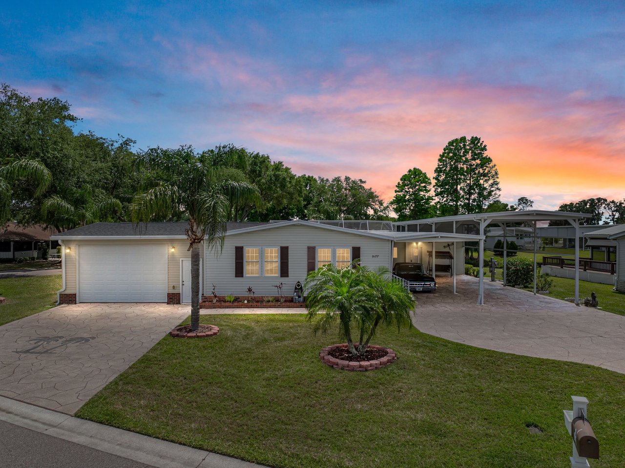 5177 Island View Circle S, Polk City, FL 33868