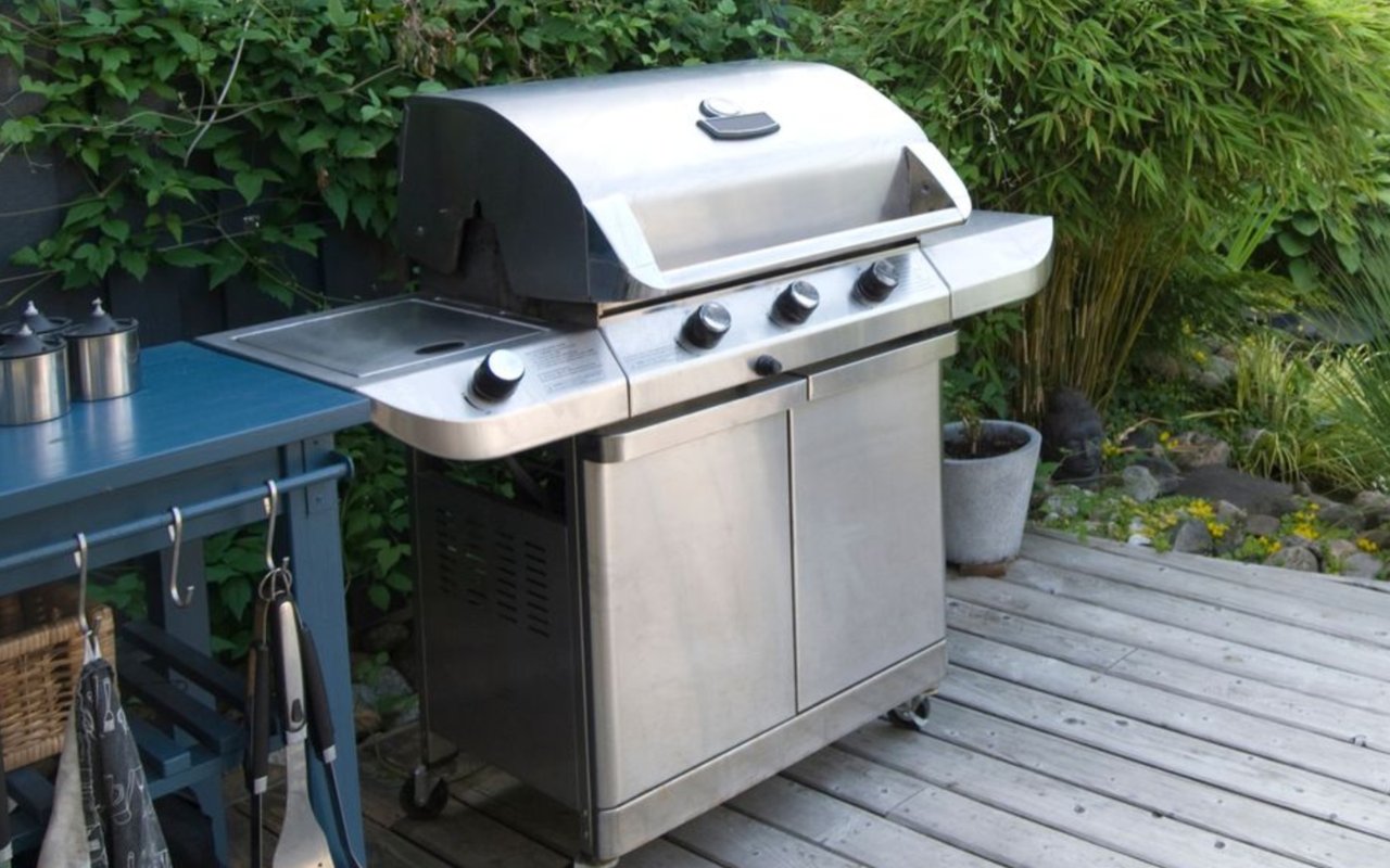 Outdoor Kitchen Design: Elevating Your Outdoor Living Space