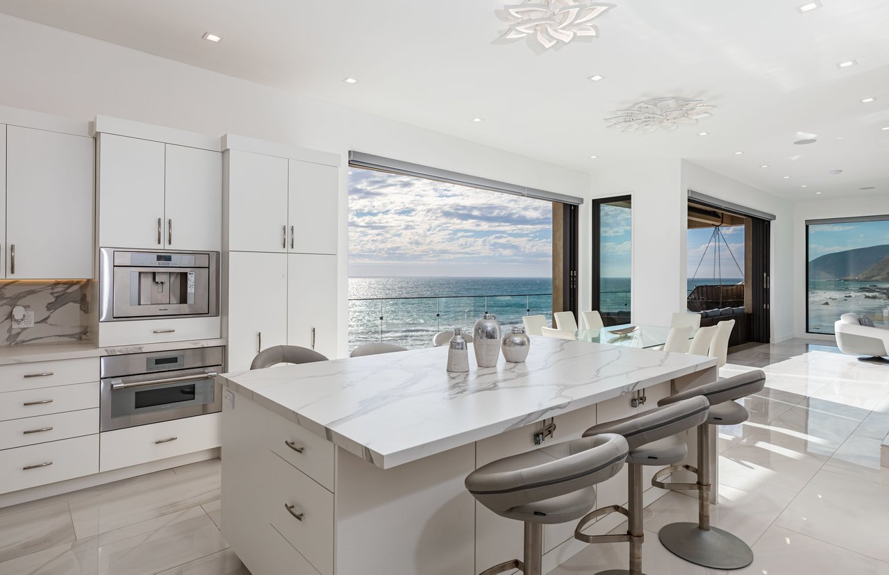 11350 Pacific Coast Hwy