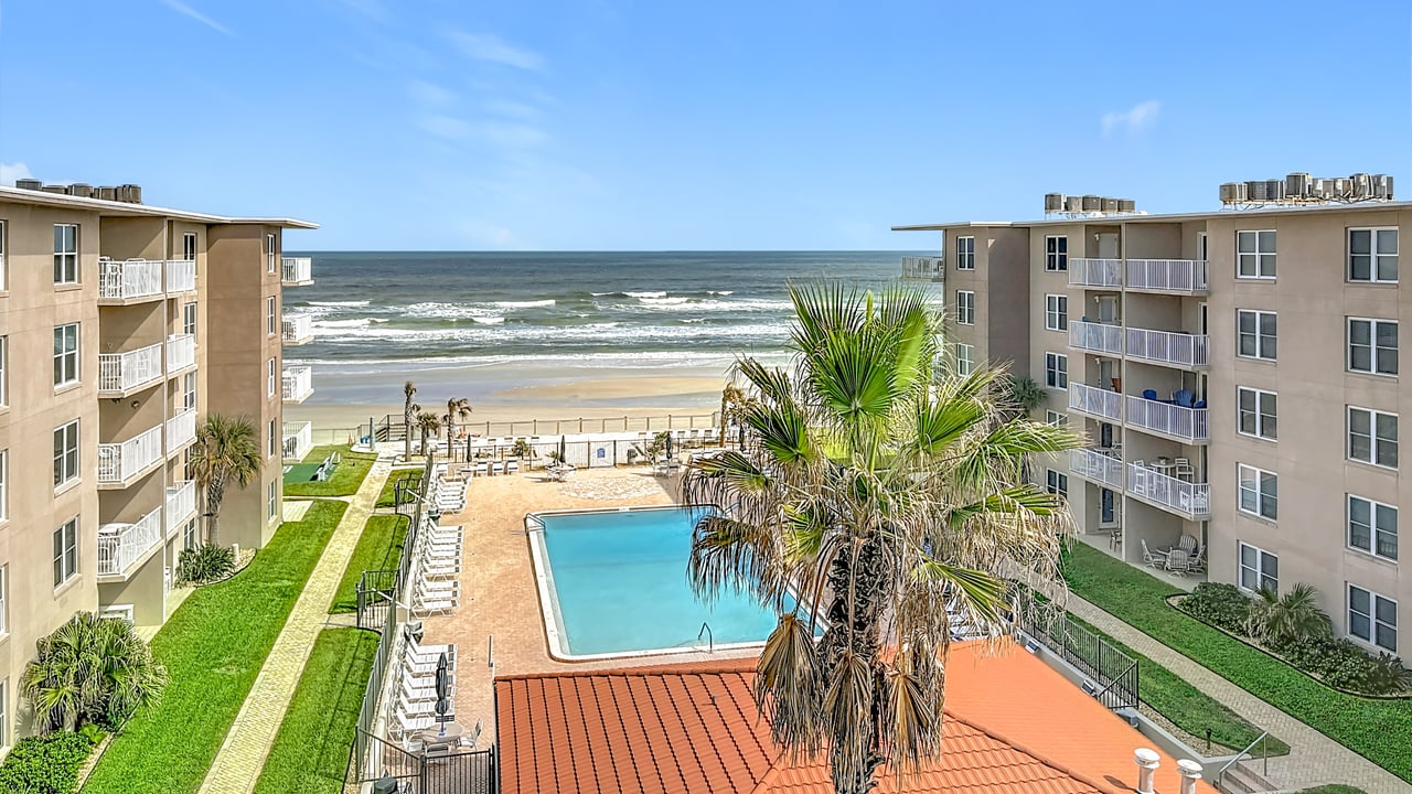 Top-Floor Oceanview Condo on New Smyrna Beach
