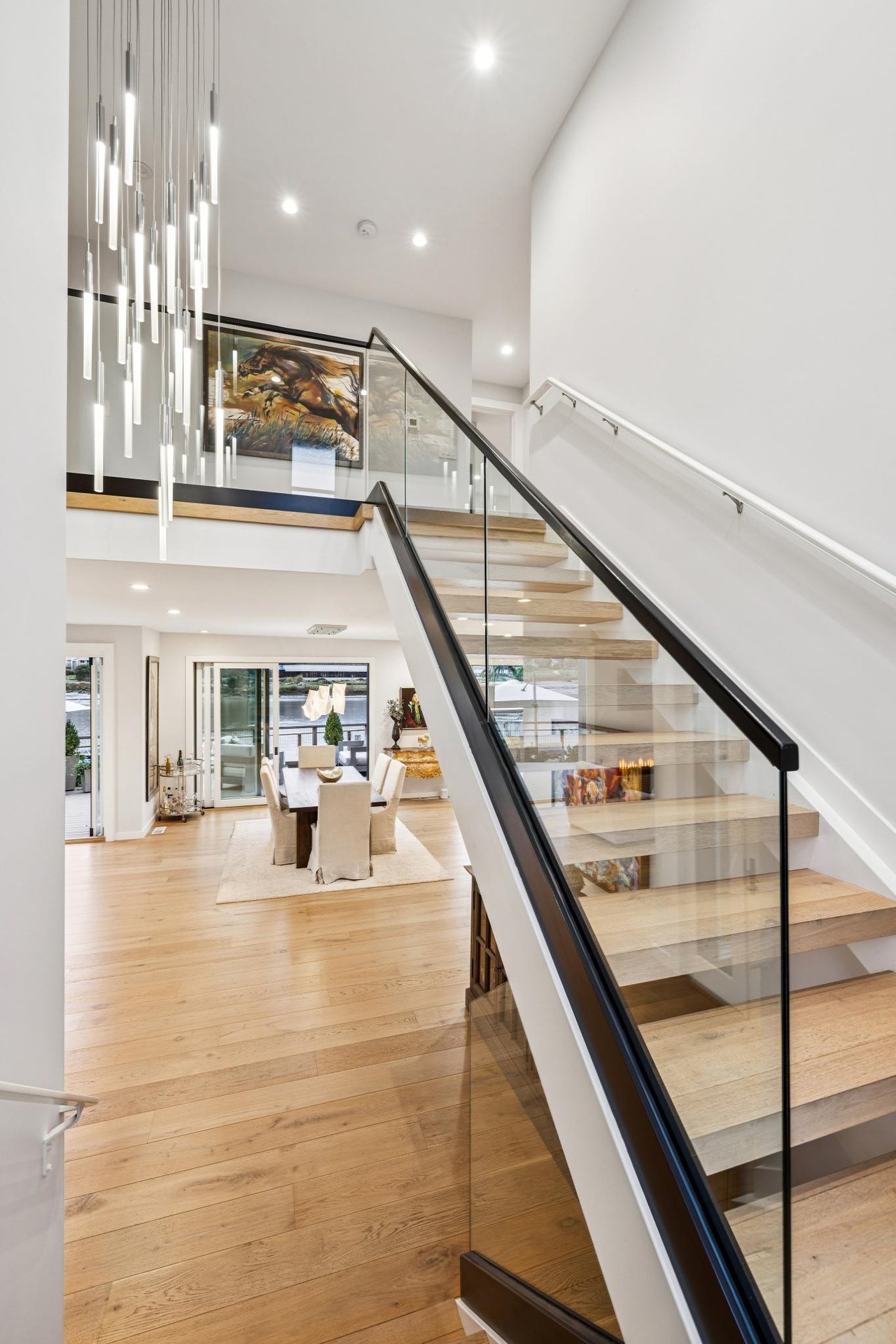 Luxurious Waterfront Home in Larkspur Marina