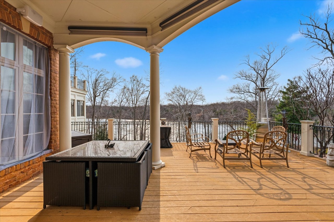 10036 Lake Occoquan Dr