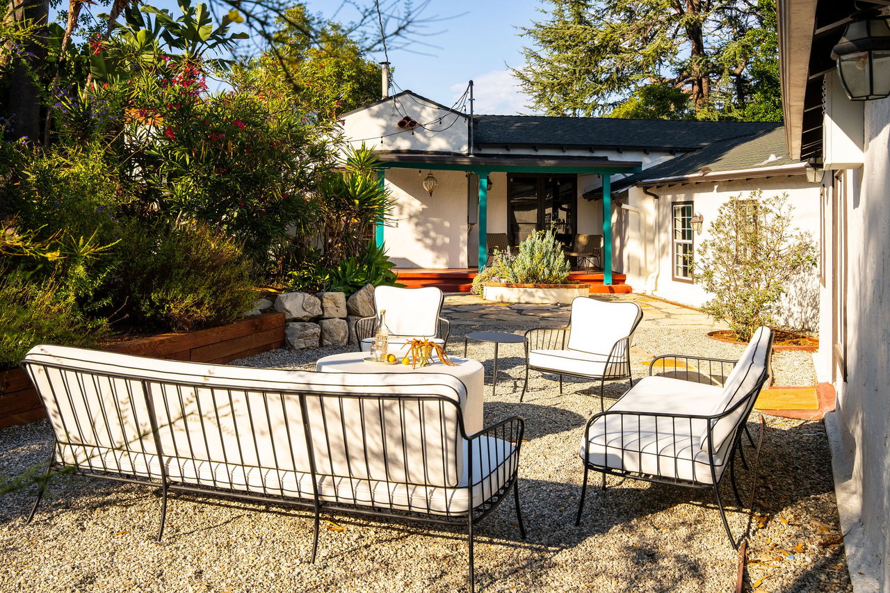 3895 Fredonia in Studio City