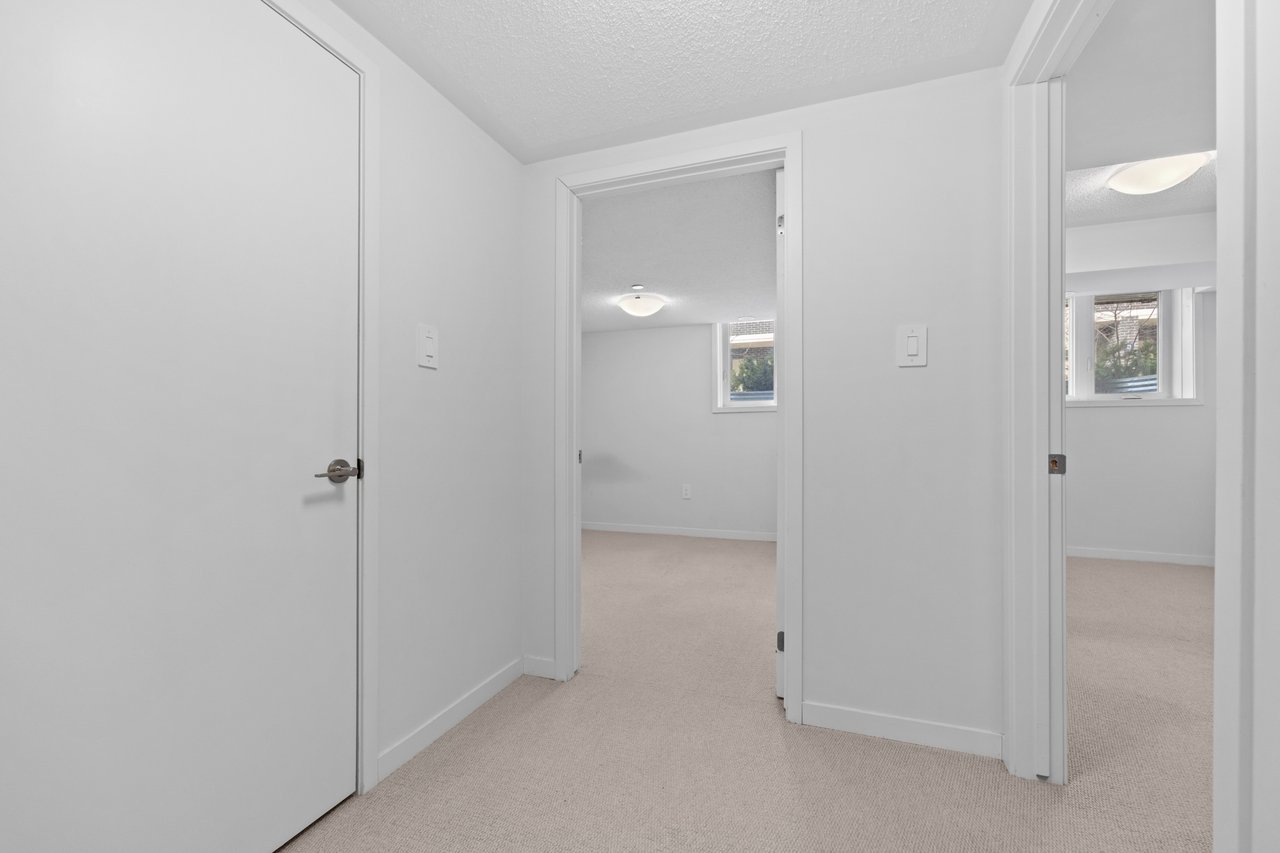 31 Honeycrisp Cres Townhouse 57