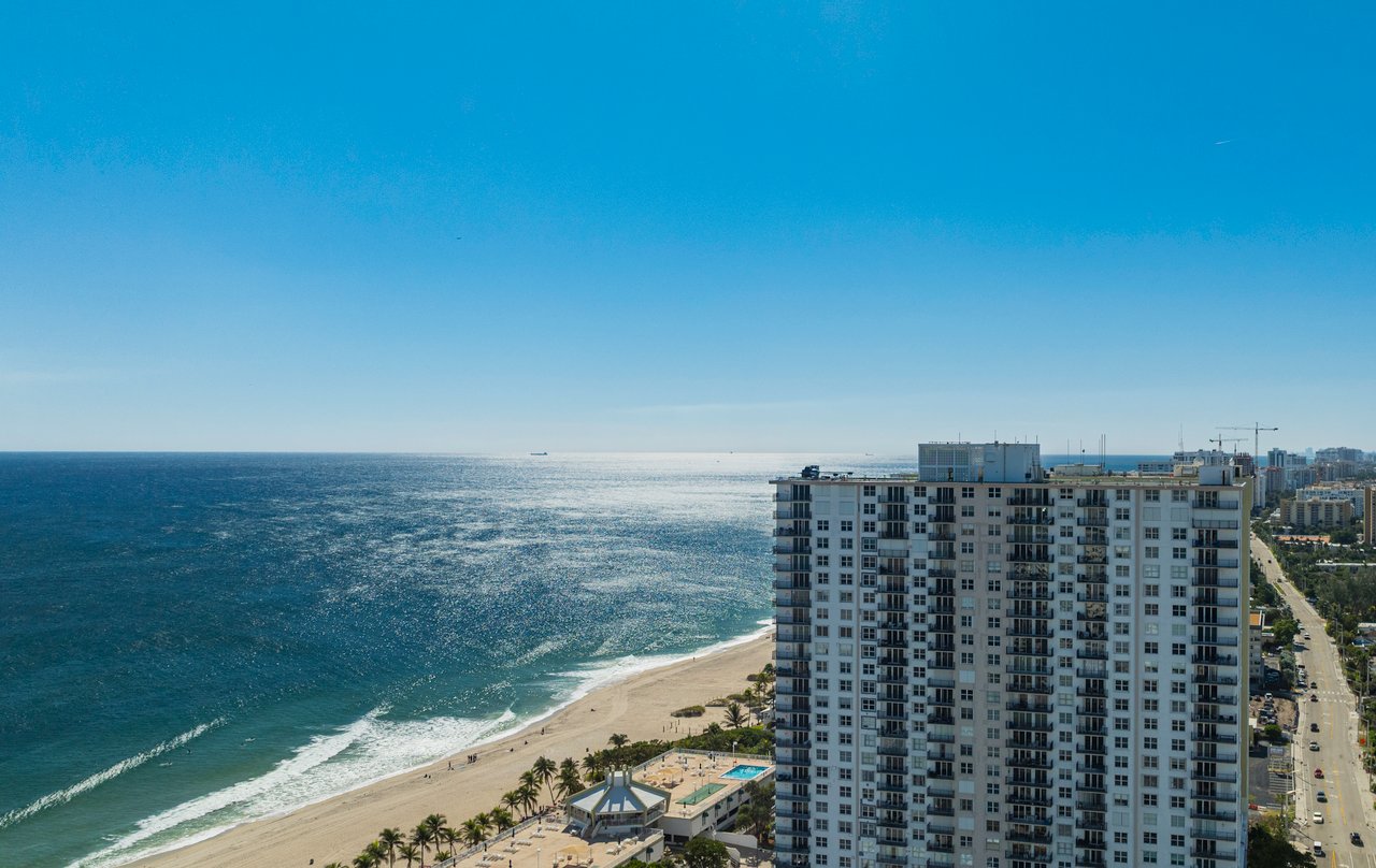 W Pompano Beach Hotel & Residences
