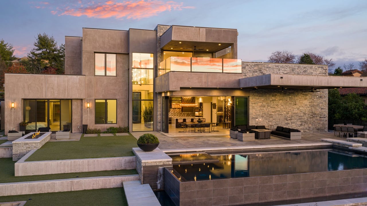 4573 Greenview Drive