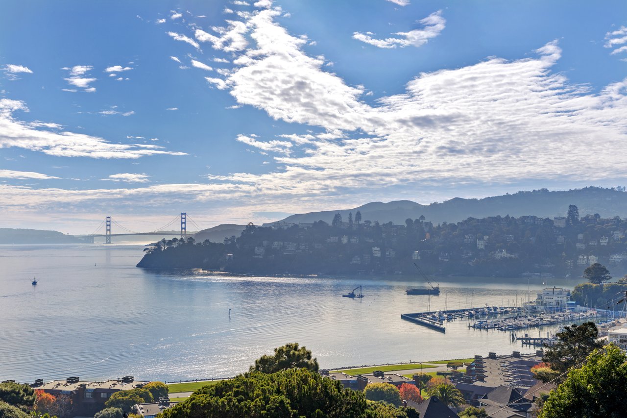 Old Town Tiburon Duplex - Golden Gate Bridge Views