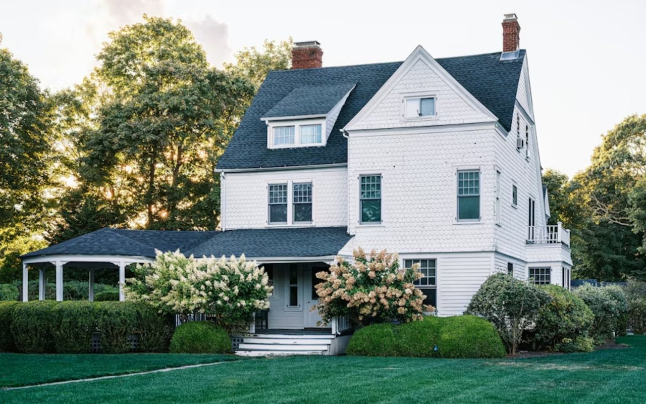 Living in Englewood Cliffs