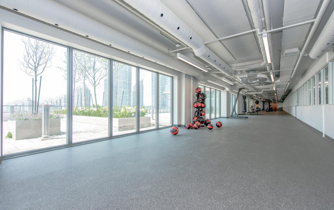 20 Shore Breeze Drive Unit: 3510