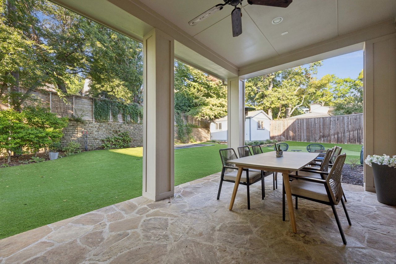 6910 Frontierwood Pl