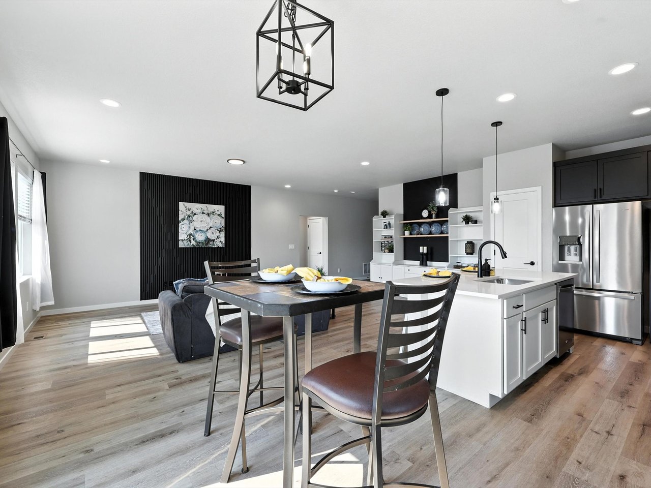 411 Indian Grass Street