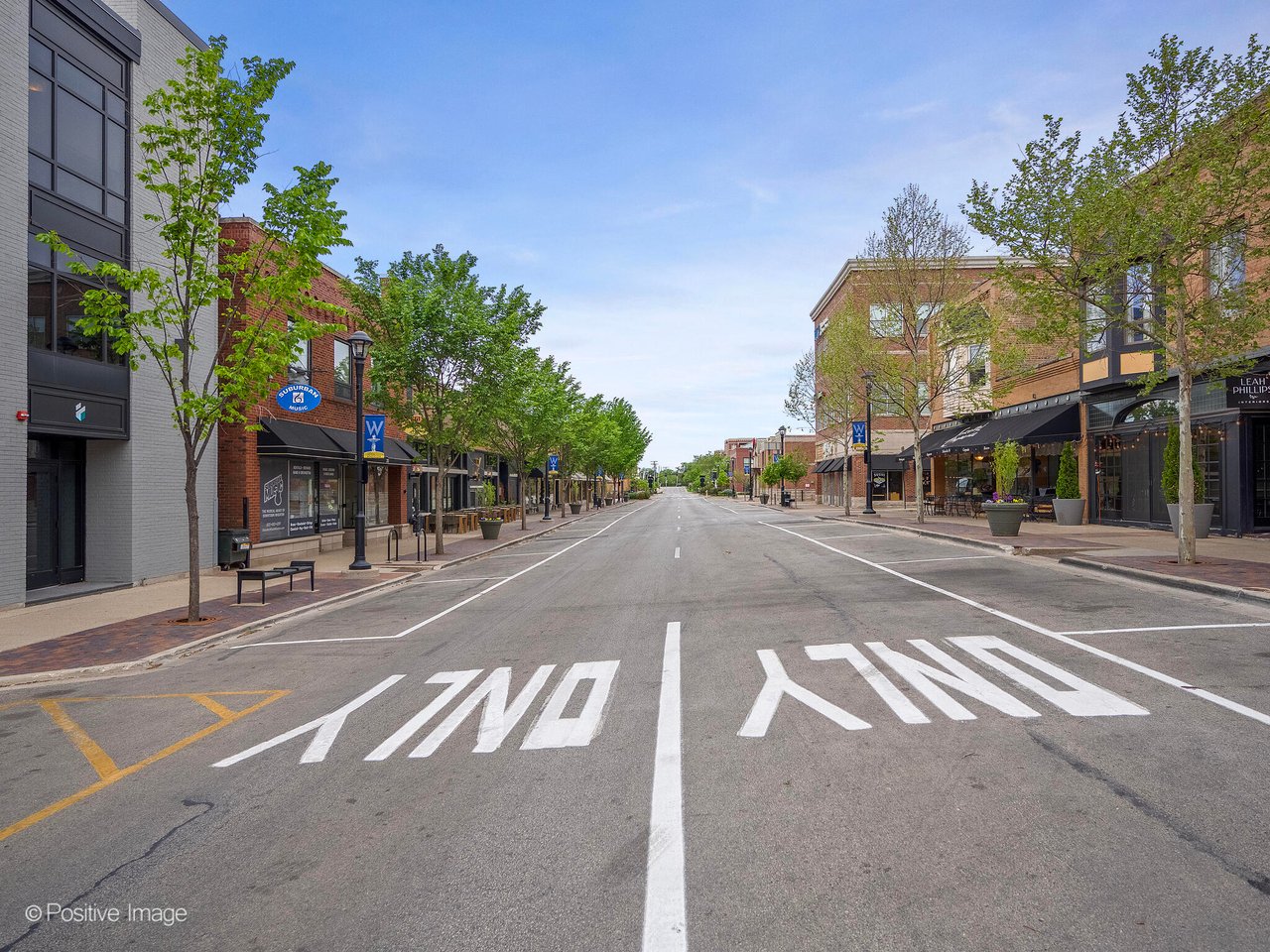 Living in Wheaton IL – What Move-Up Buyers Need to Know in 2026
