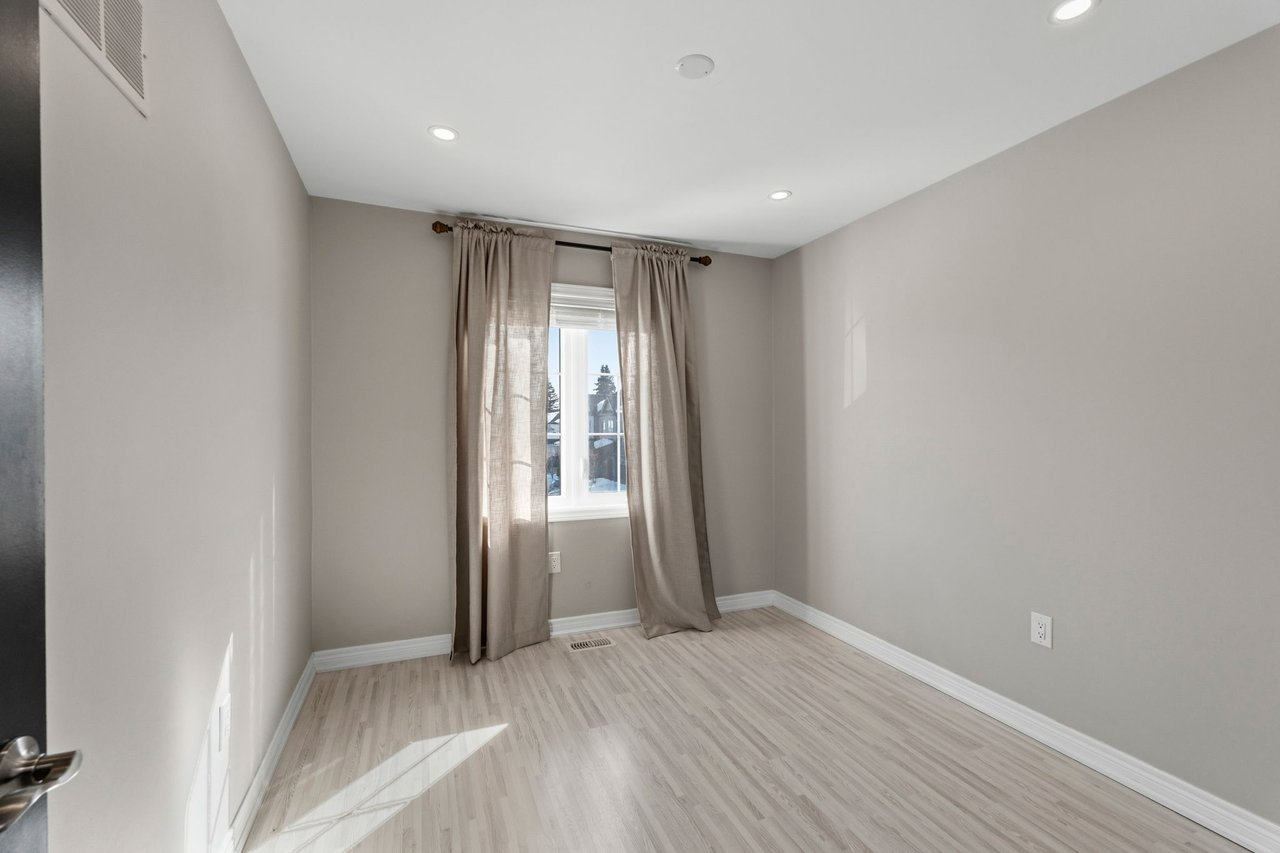 22 Forest Heights Crescent, Orillia