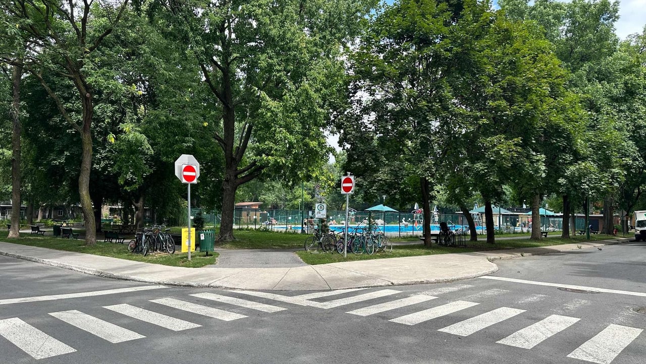 Outremont | Classic triplex in a sought-after area