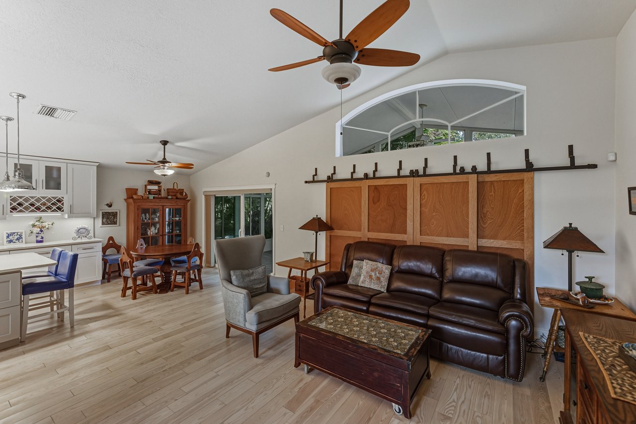 5240 NEW BRITTANY LN