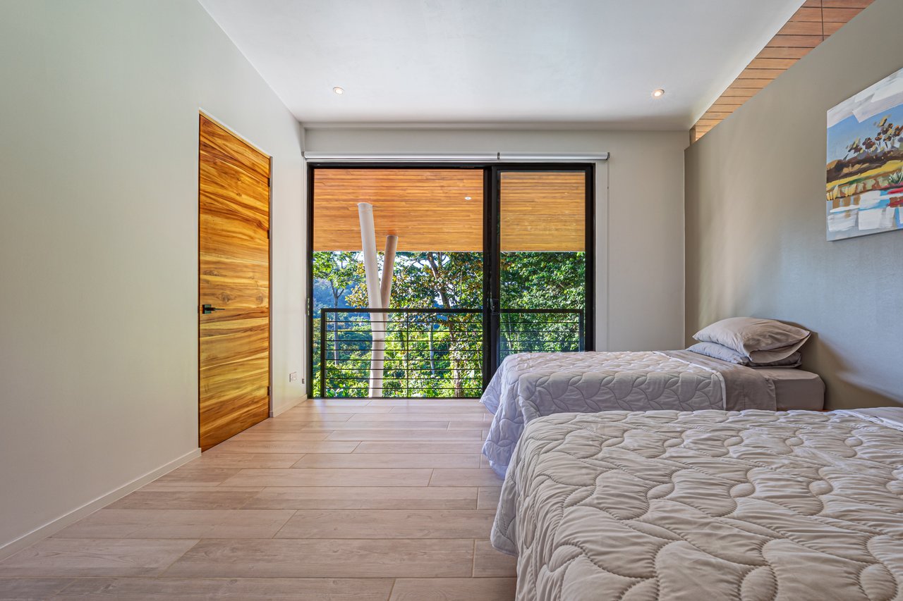 4 Bedroom Jungle Paradise with Ocean Views