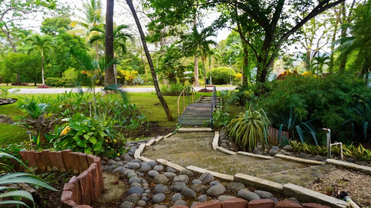 Las Melinas Sanctuary
