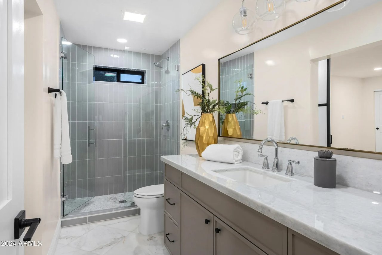 5614 N 75th Pl, Scottsdale, AZ 85250