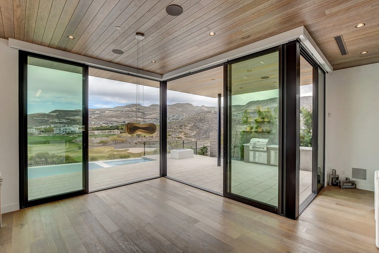 Modern Model Home for Sale in MacDonald Highlands