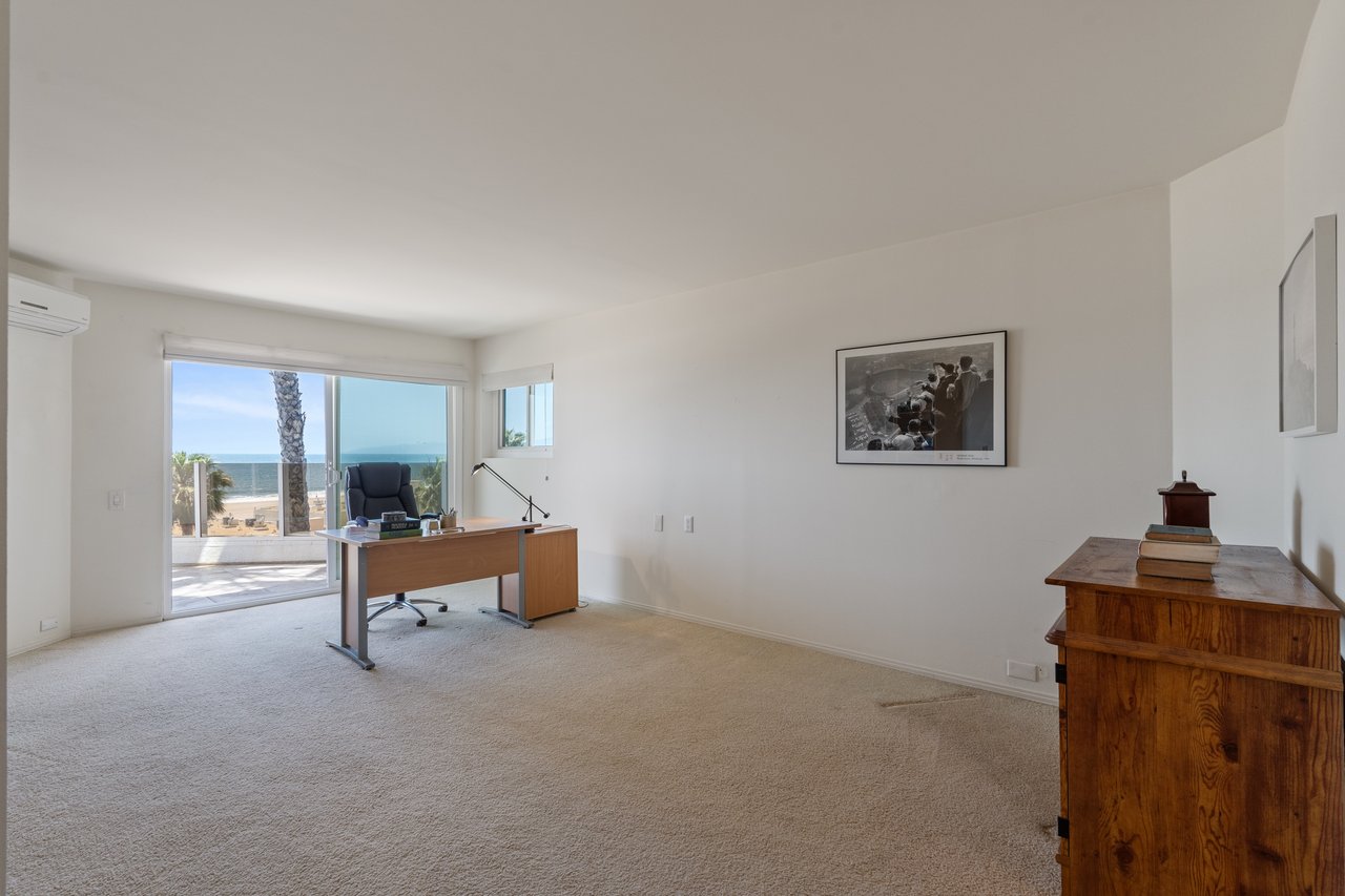 7335 Vista Del Mar Lane