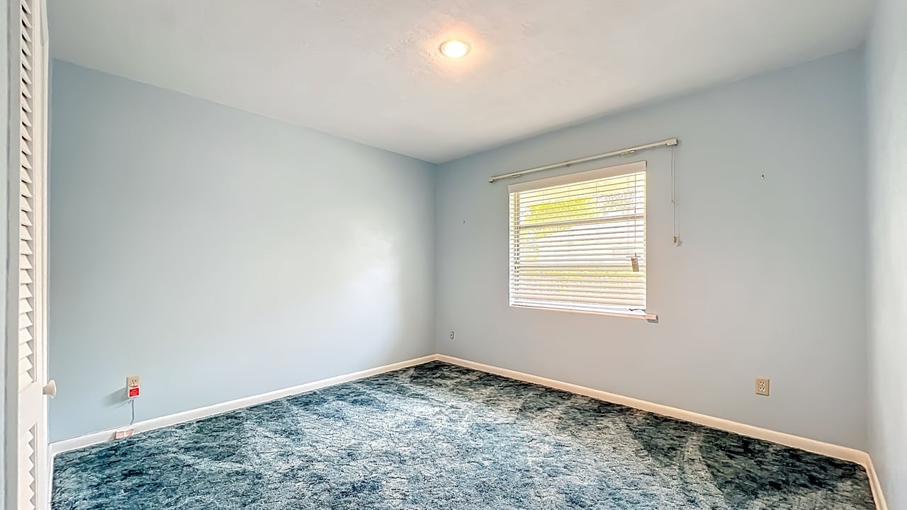 Mid-Century Modern 4-Bedroom in Dommerich Hills, Maitland