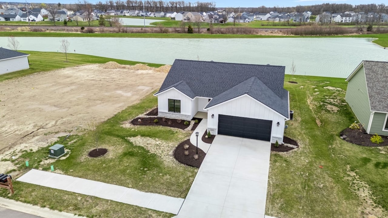 1092 Zenos Blvd