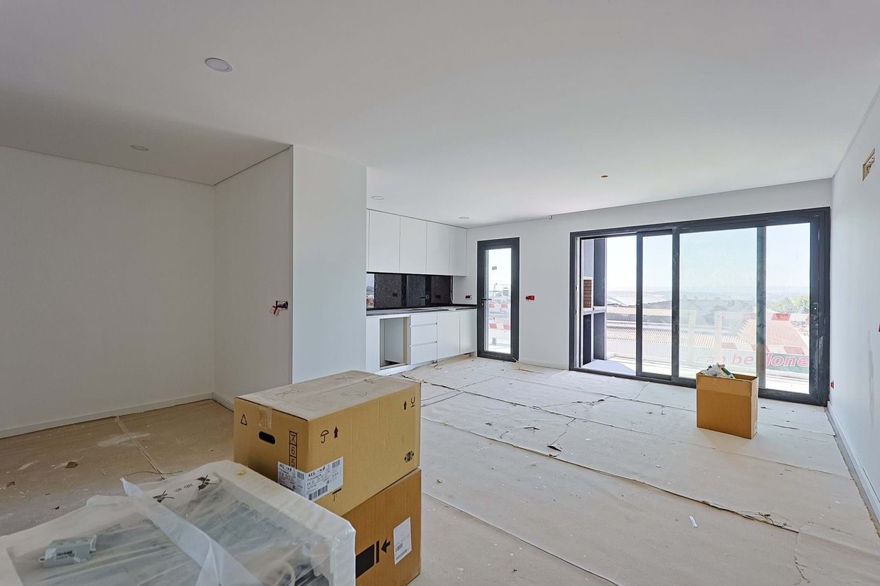 3-Bedroom Apartment in Torres Novas