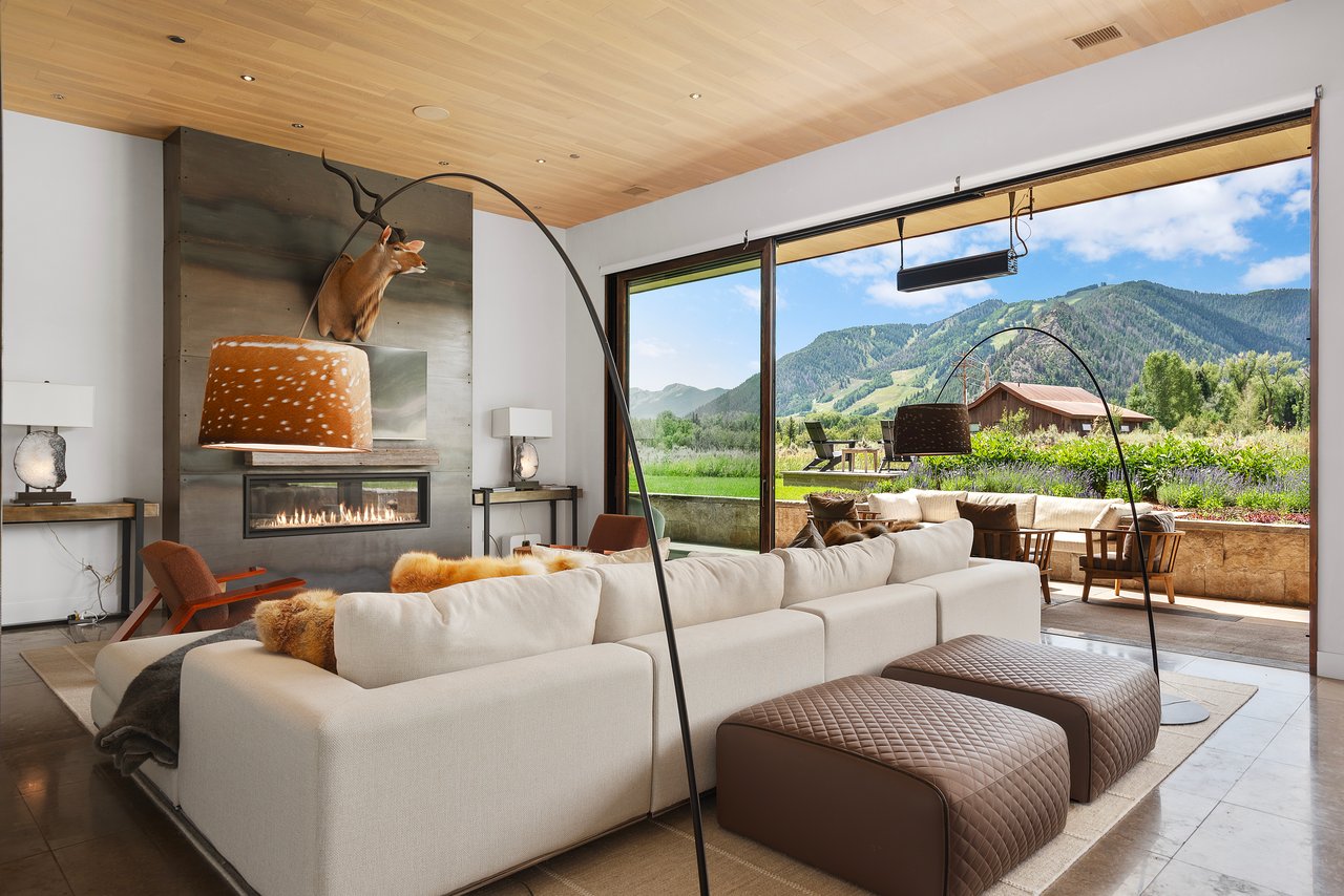 77 Overlook Drive