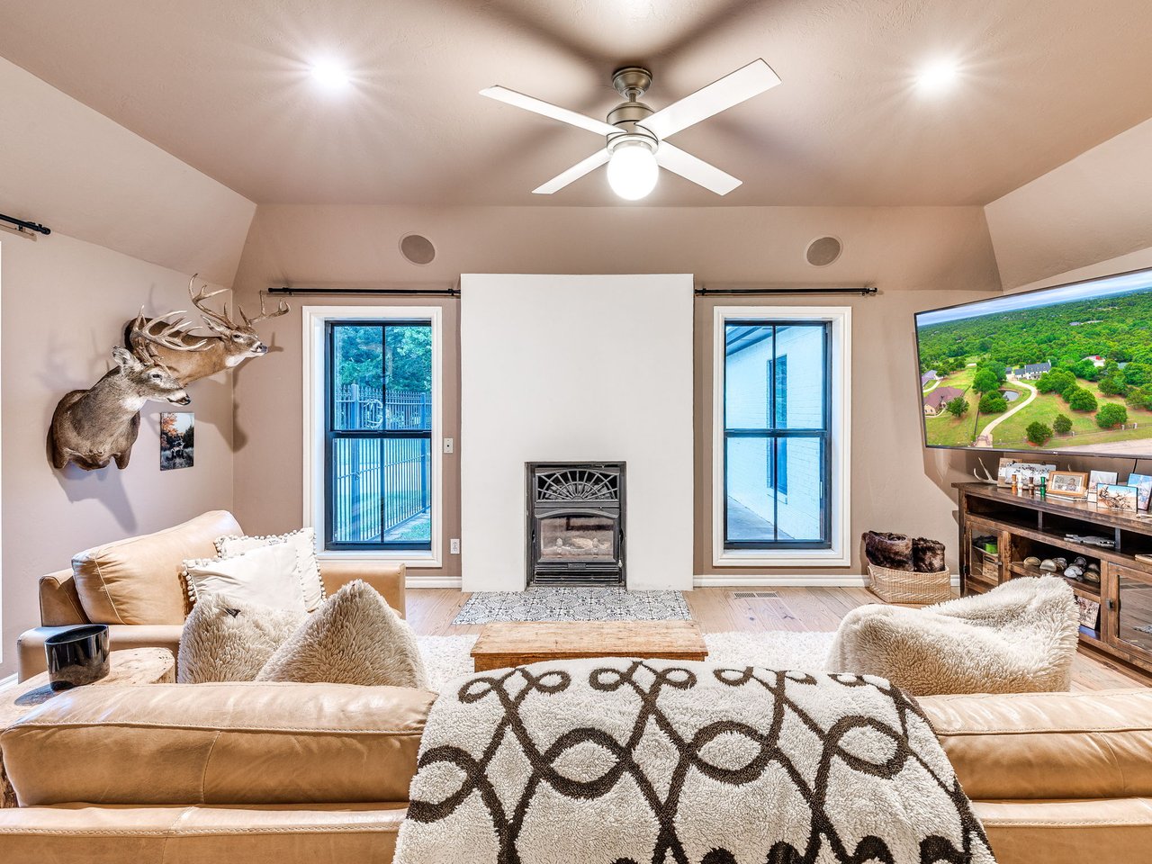 LISTING OF THE WEEK • OKLAHOMA LUXURY  Five Acres. Four Bedrooms. Zero Compromises - 13500 Three Oaks Dr Jones, Oklahoma - Wyatt Poindexter - The Agency Oklahoma 