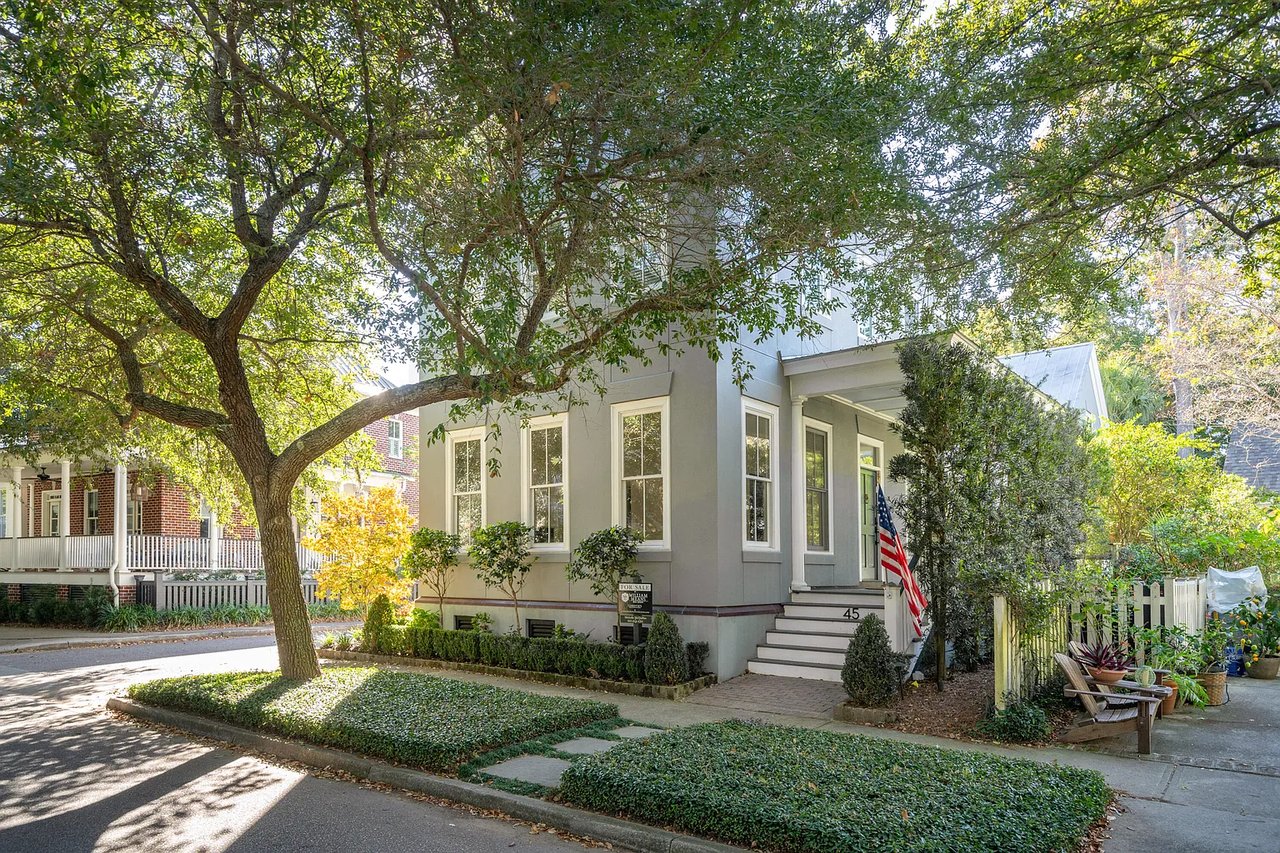 45 Eastlake Road