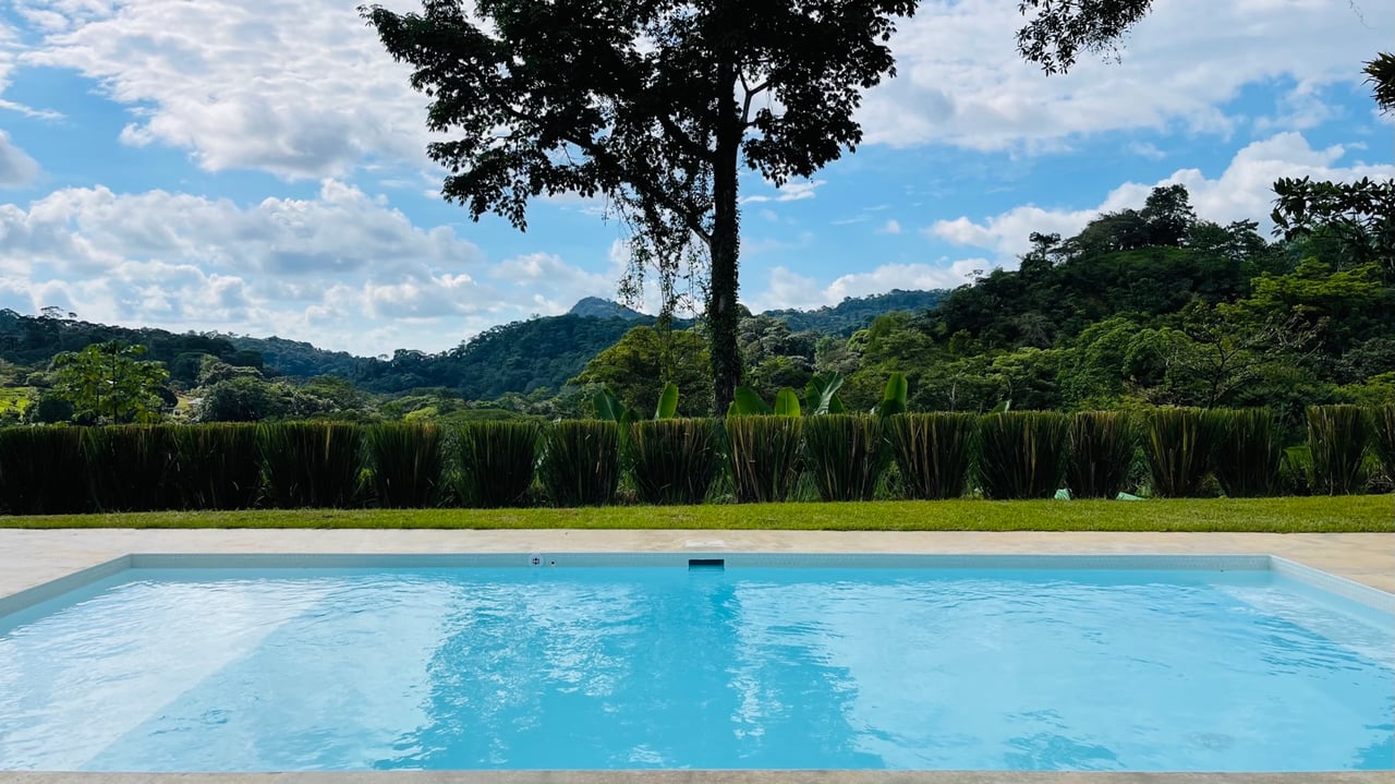 Brand New Modern Home in a Private Tropical Setting - Tres Rios