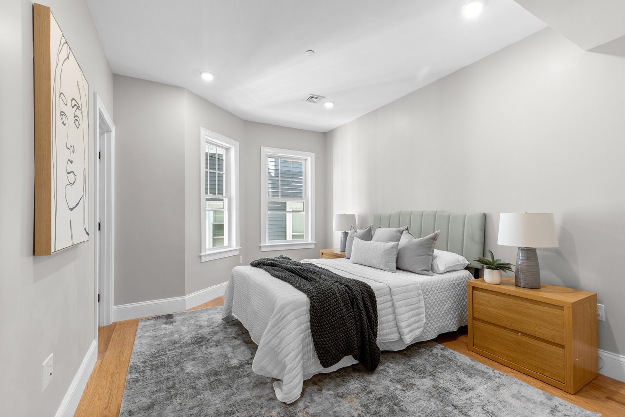 13 Langmaid Ave # 2