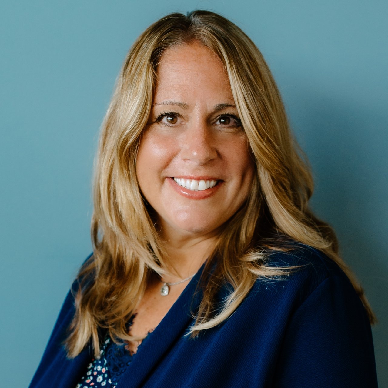 Elaine Kelly Miller Place, NY Real Estate Agent Headshot
