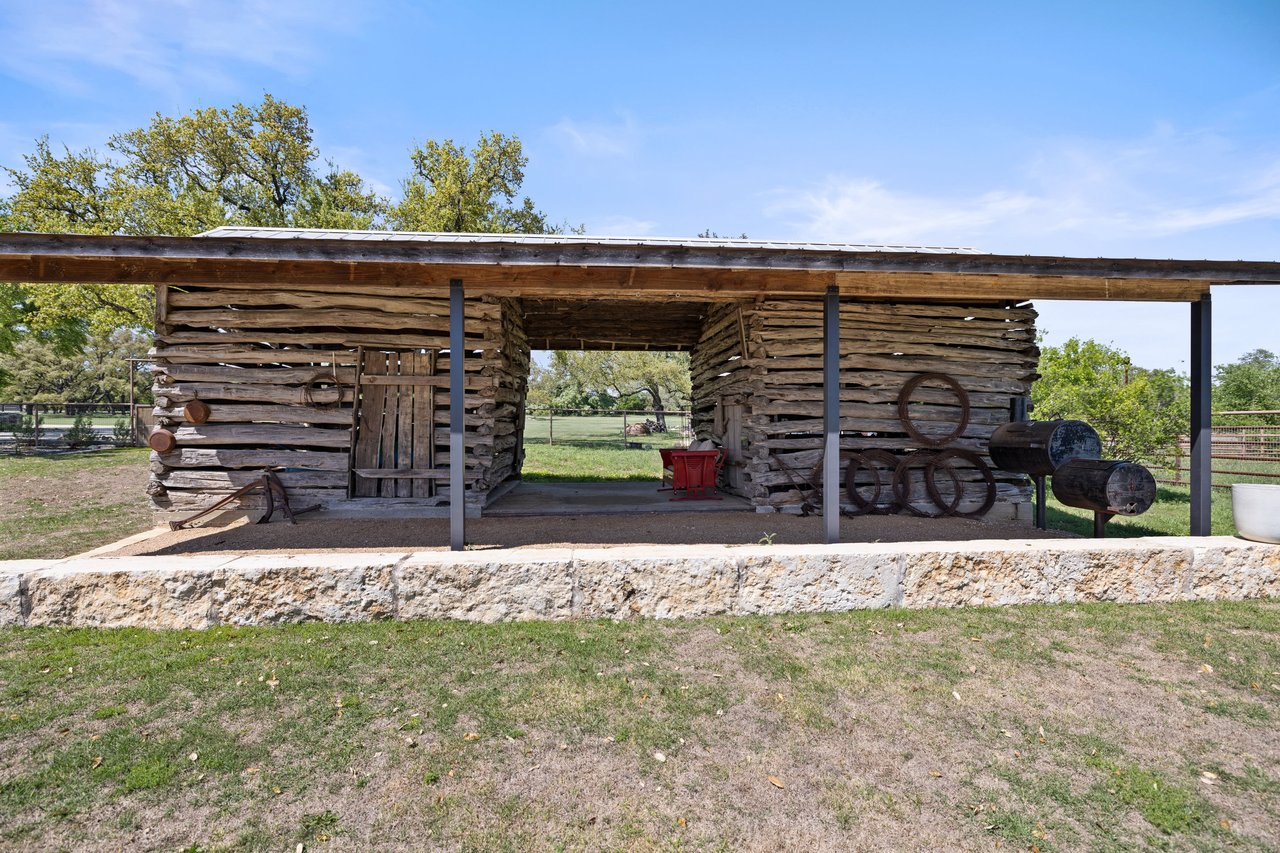 4813 Twin Acres Road