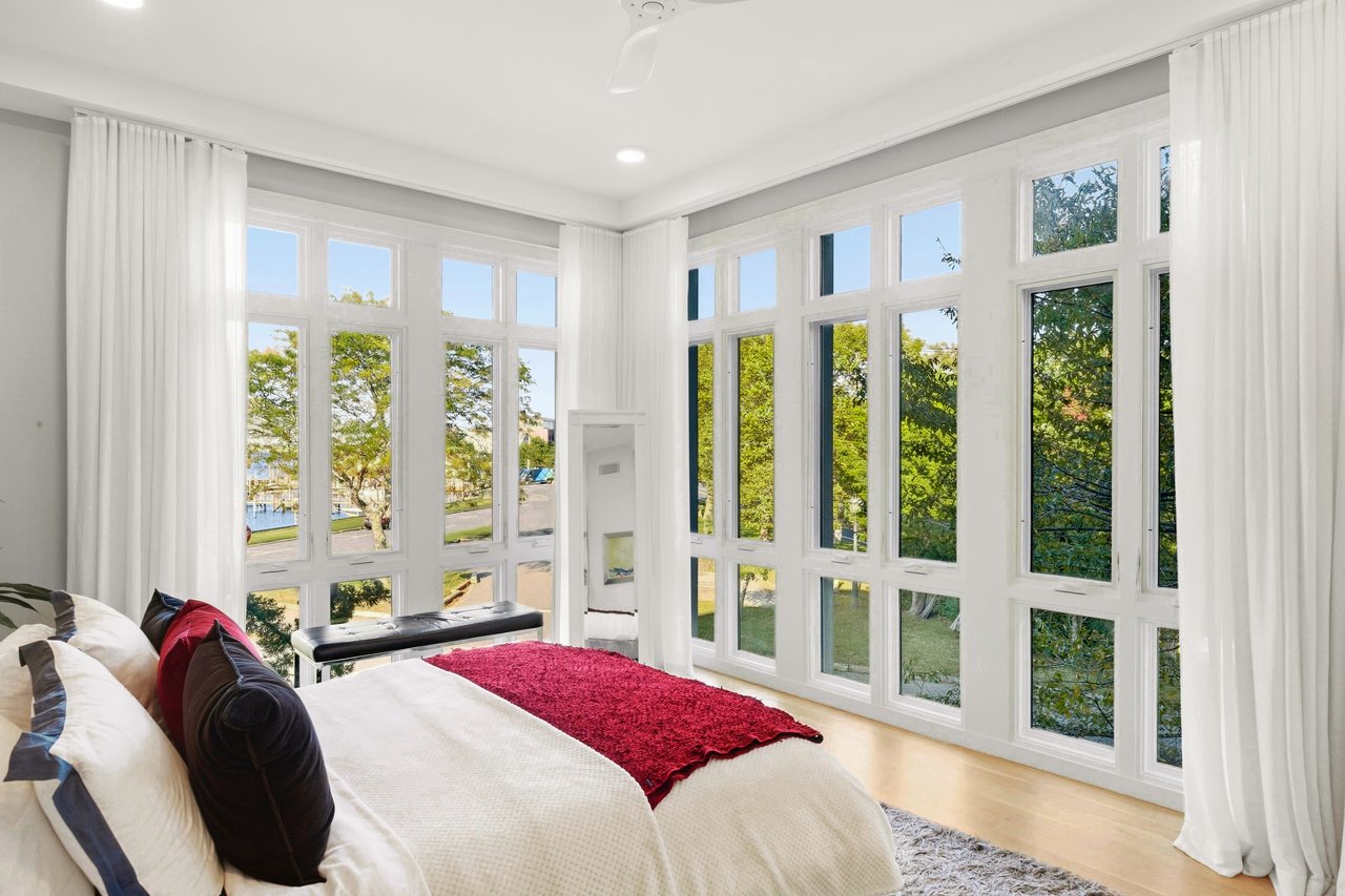 21 West Water Street, Residence 2F