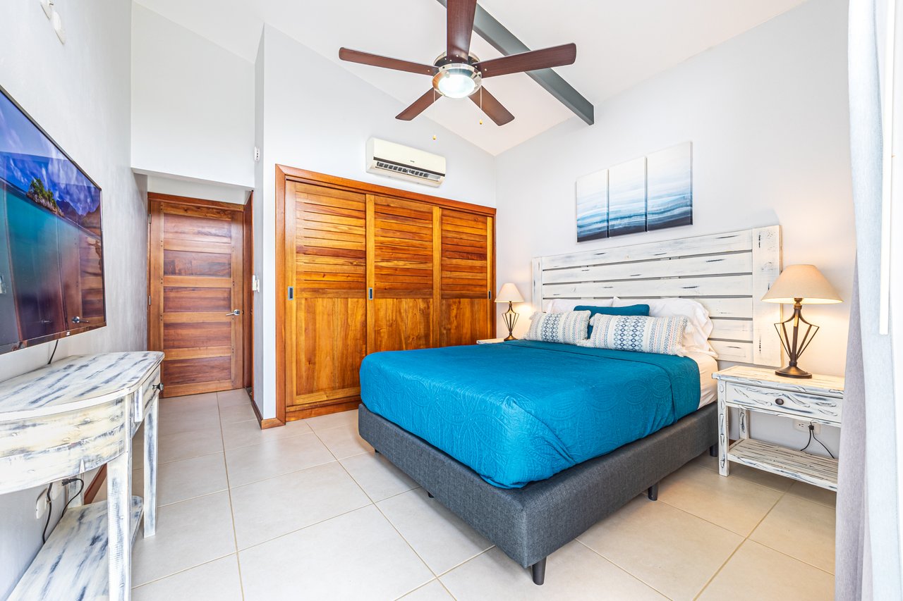 Uvita Home in Jardines del Sol with Private Pool and Dual Suites