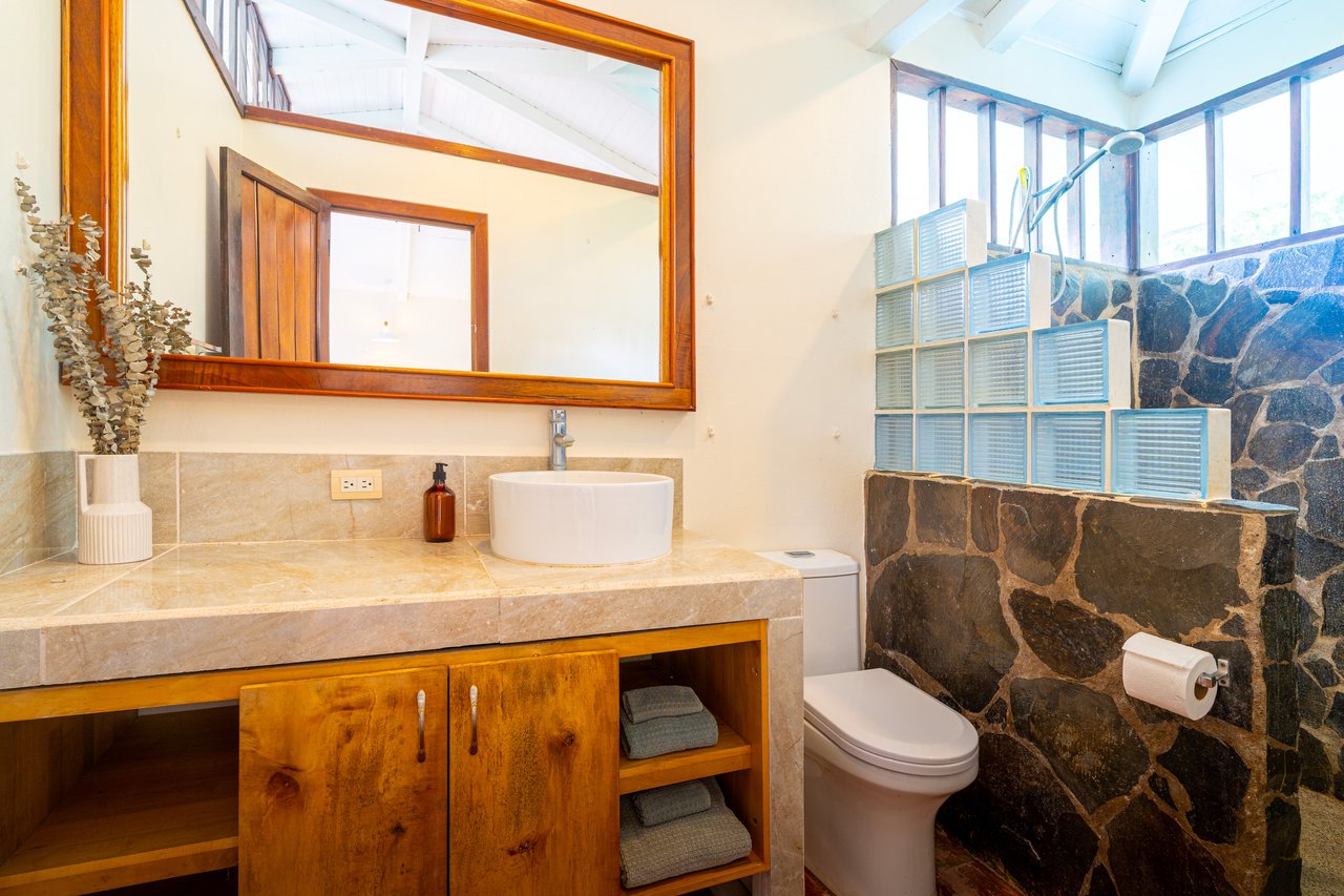 Ocean View Home in Escaleras with Guest House