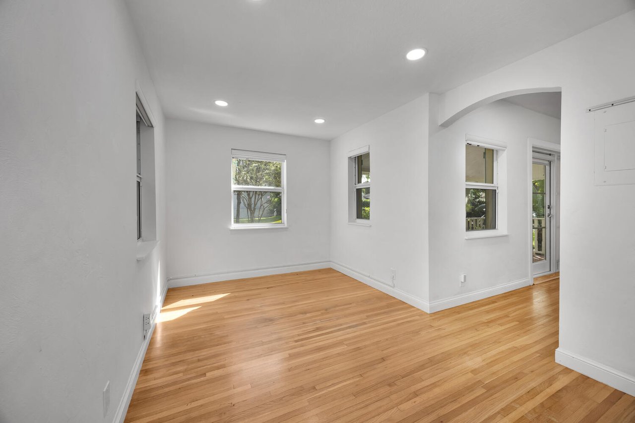 The Oak Haven - The Perfect Coral Gables Home