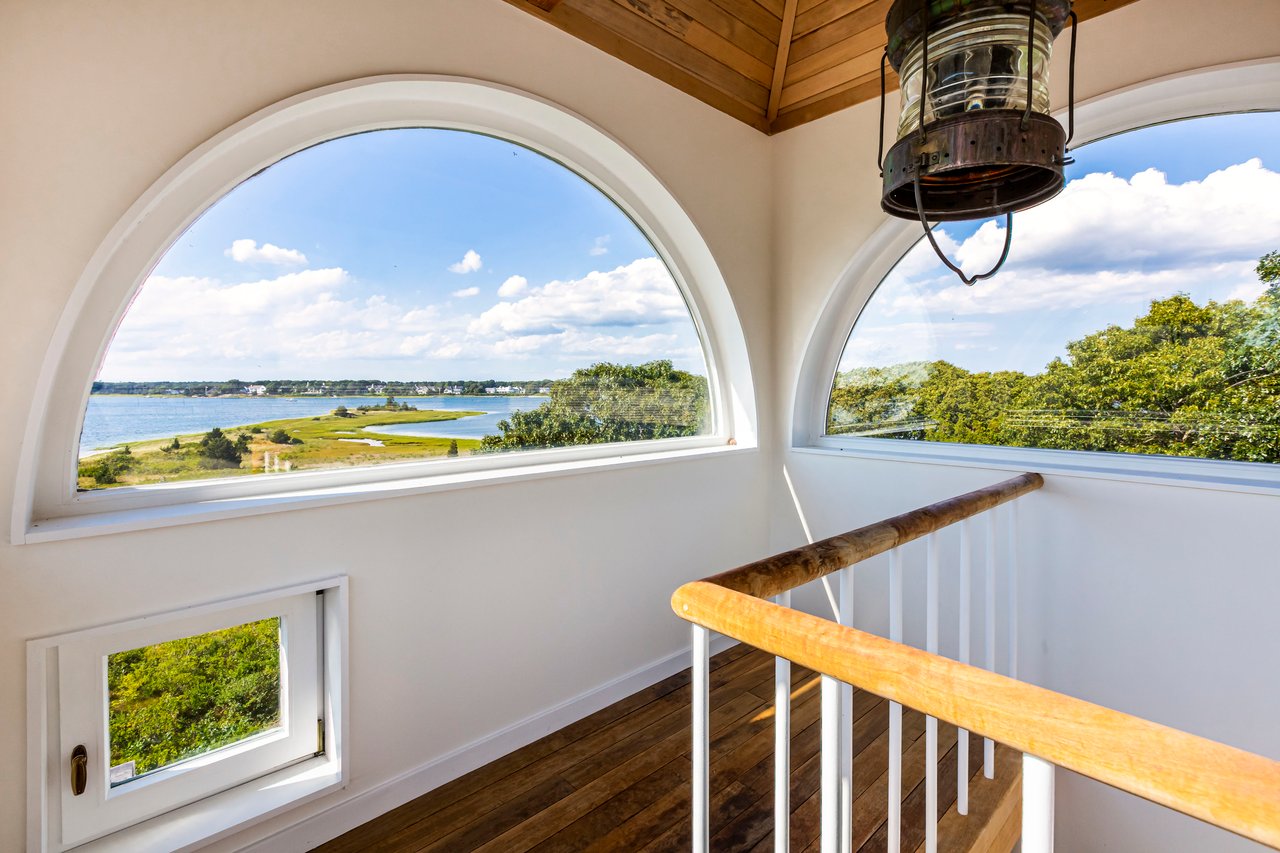 'Point House' Waterfront Estate