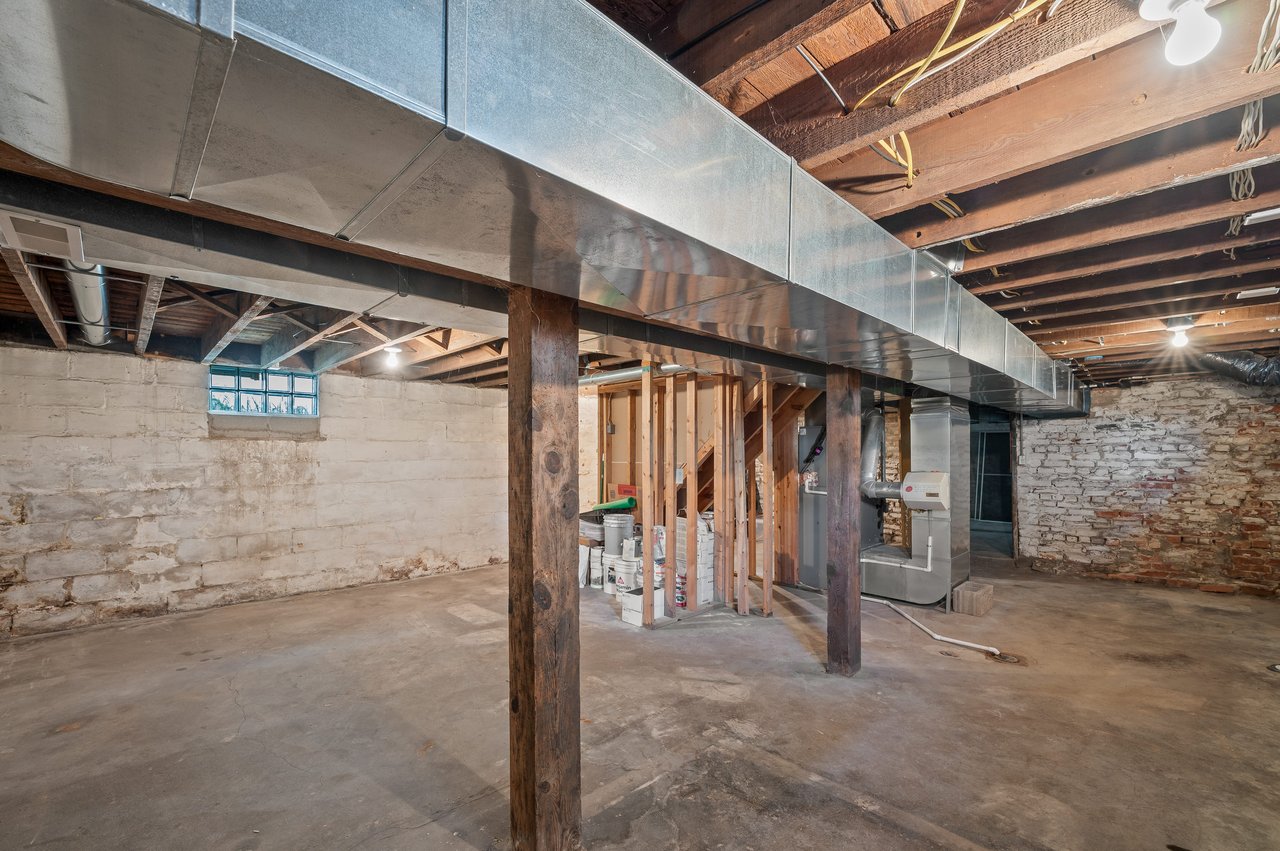 909 Lions Park Drive