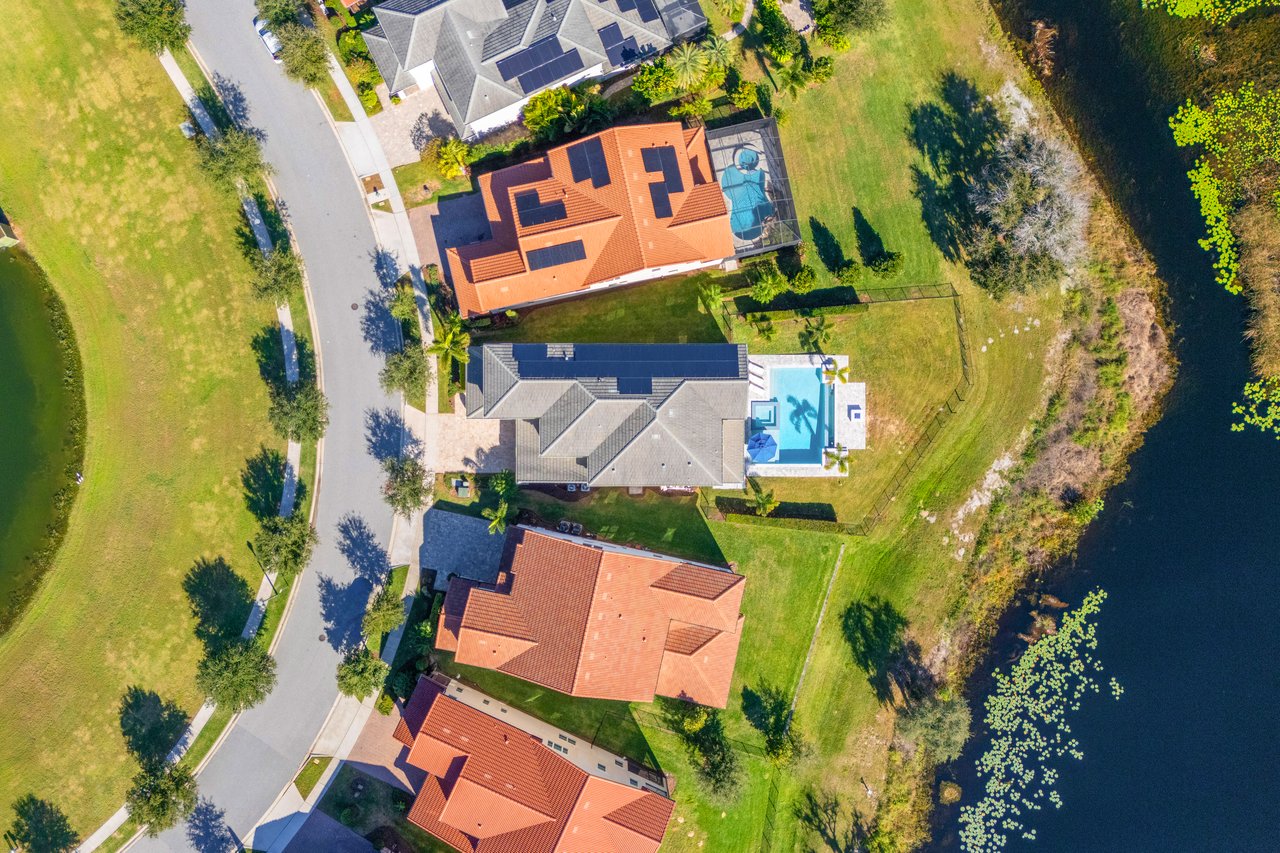 15606 Shorebird Lane