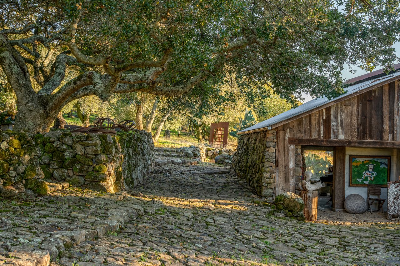 5100 Lovall Valley Loop Rd. 