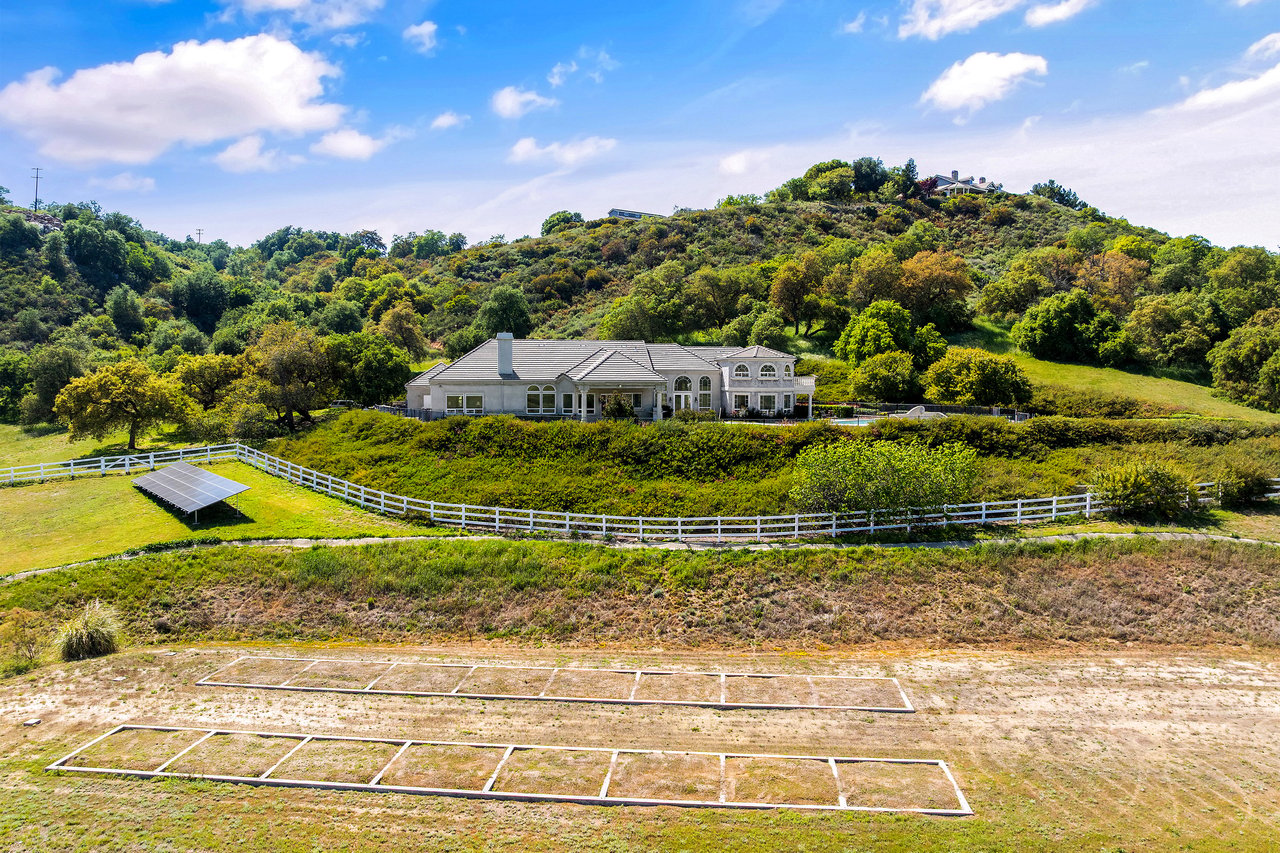 41653 Oak Trail Court