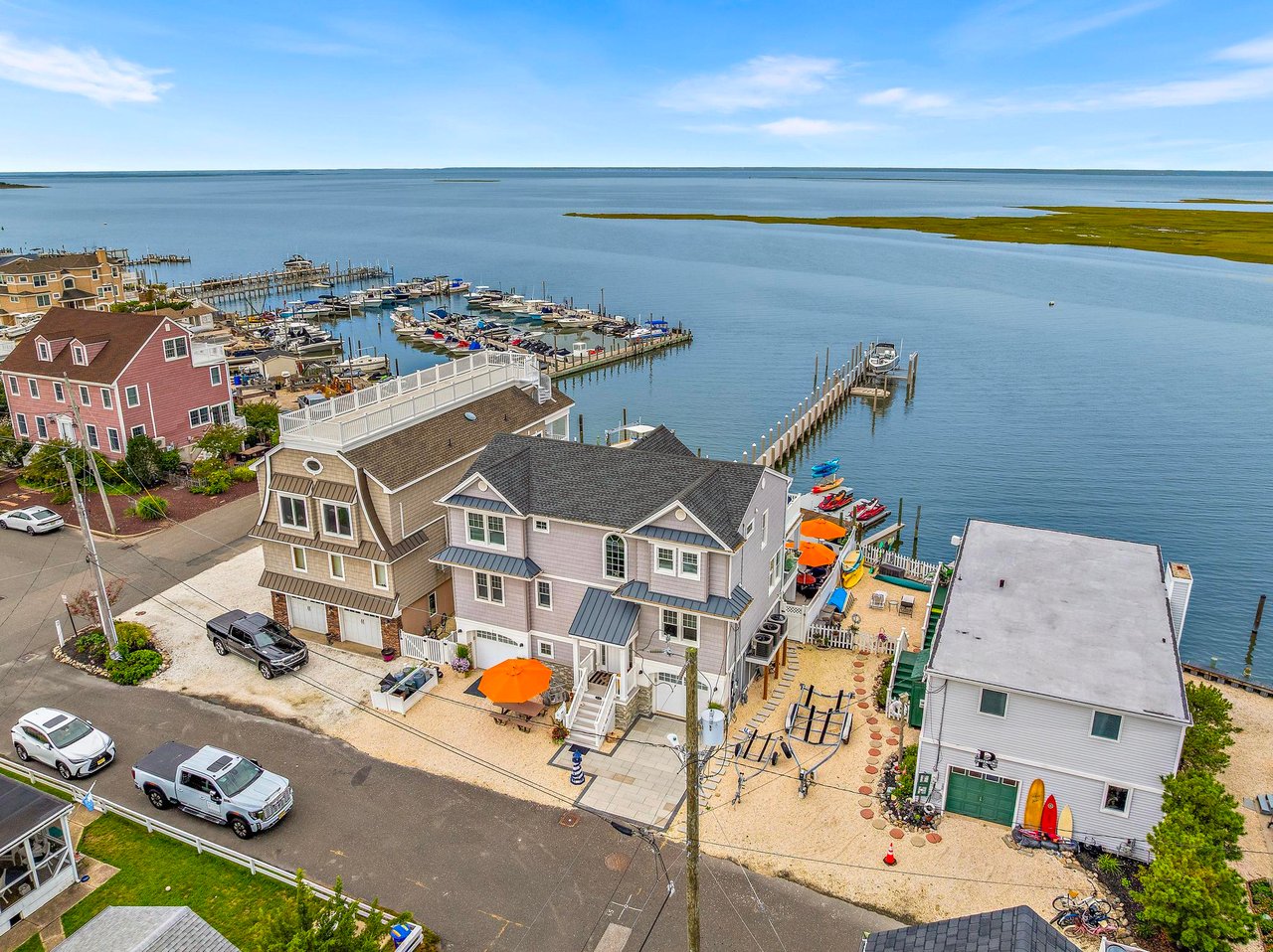 2108 Waverly Place