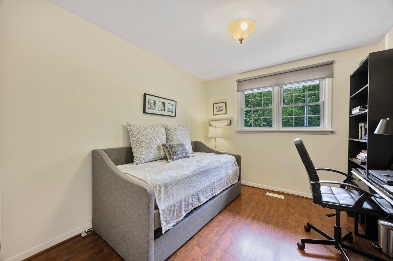 210 Richard Avenue, Newmarket
