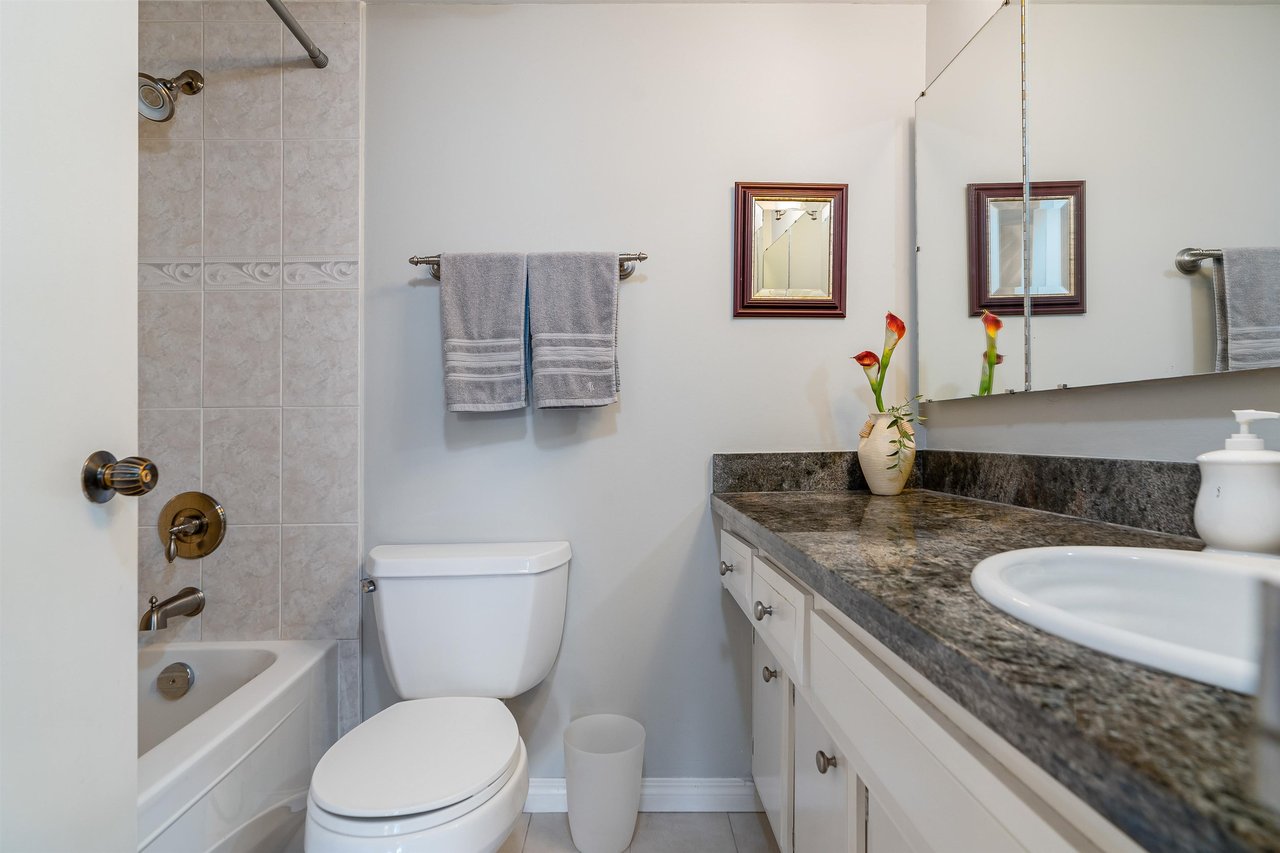 1575 Beach Ave, #303