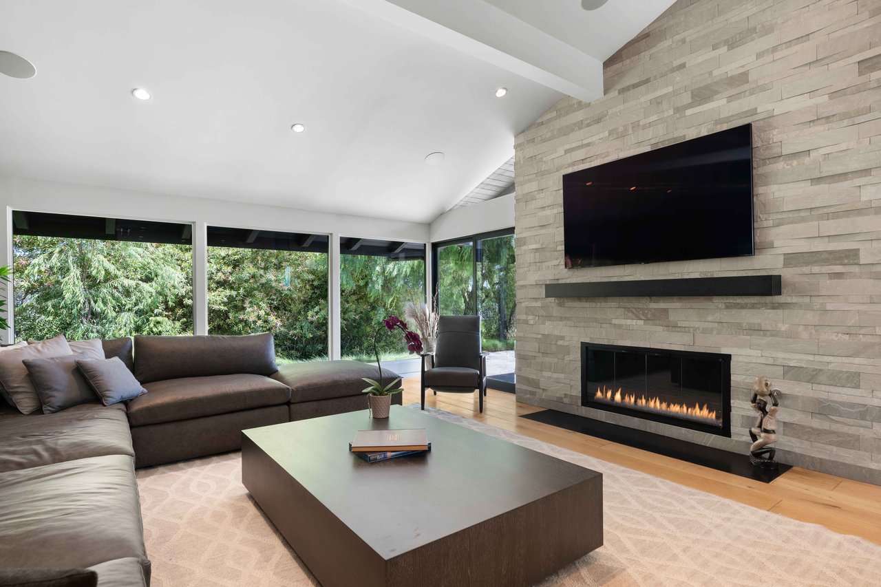 4 Buckboard Ln, Rolling Hills, CA 90274