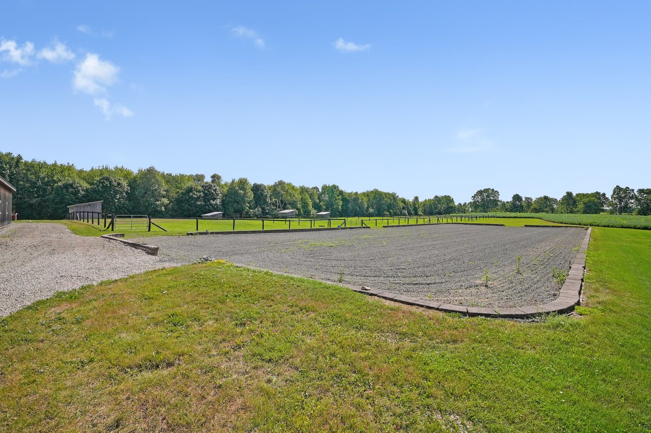 Extraordinary Equestrian Estate
