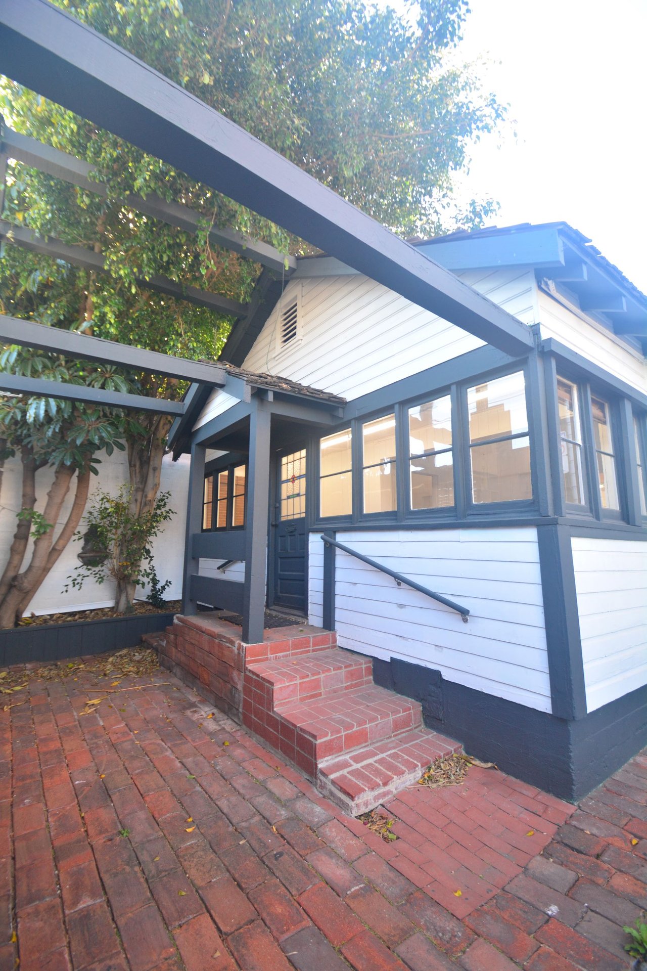 11567 W Olympic Blvd